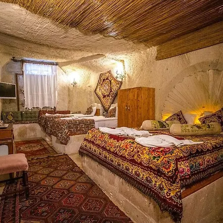 Hotel Cave House