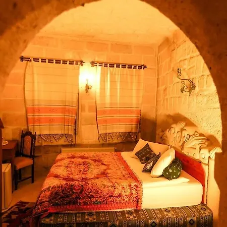 Cave House Hotel 2*