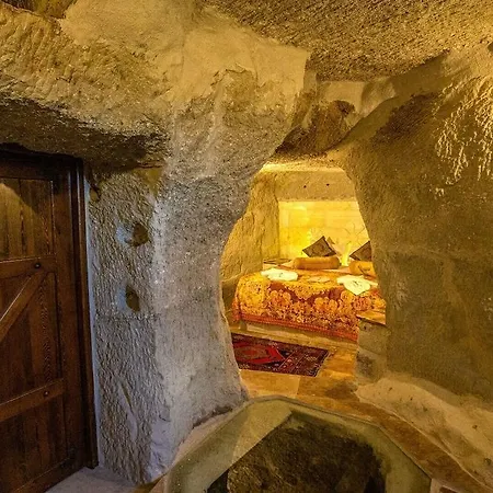 Hotel Cave House Nar