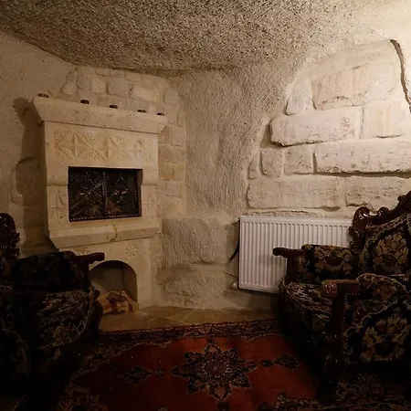 Hotel Cave House 2*