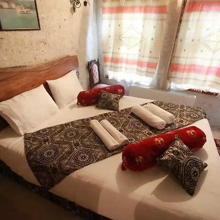 Hotel Cave House