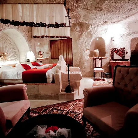 Cave House Hotel 2*