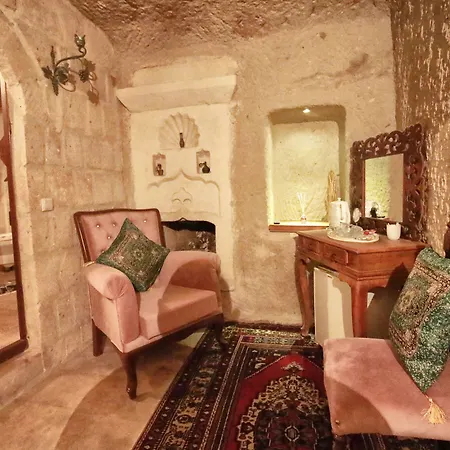 Cave House Nar