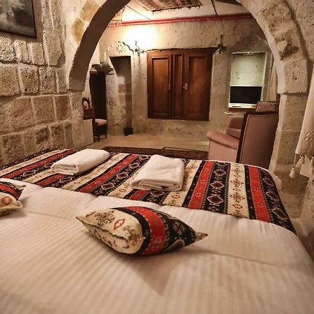 Cave House 2* Nar